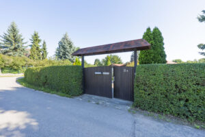 Zugang mit Einfahrt