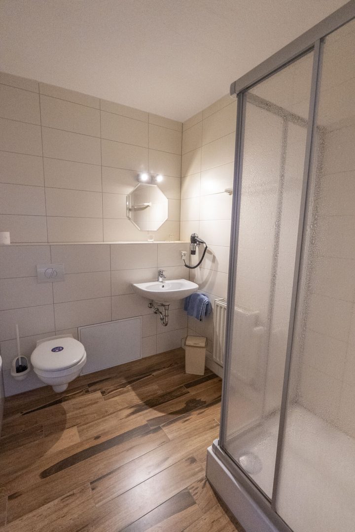 Bad Gästezimmer 3