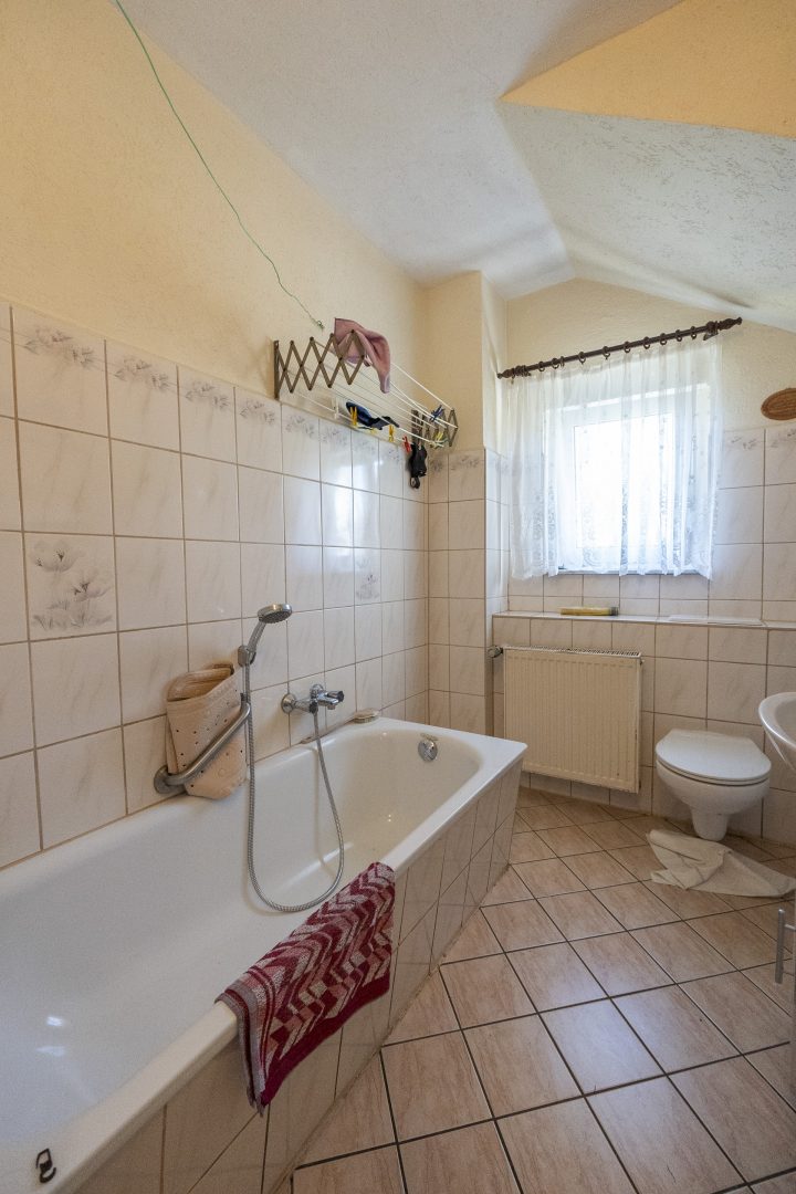 Badezimmer EG