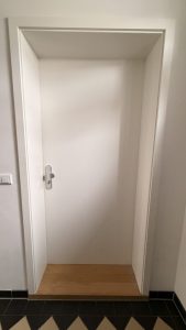 Wohnungstür