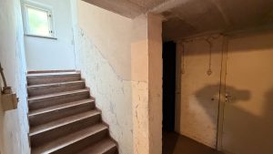 Treppenhaus aus Keller