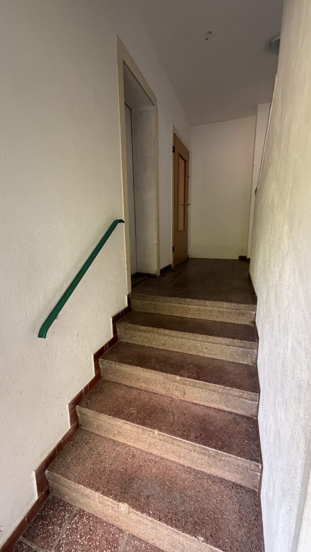 Treppenhaus links