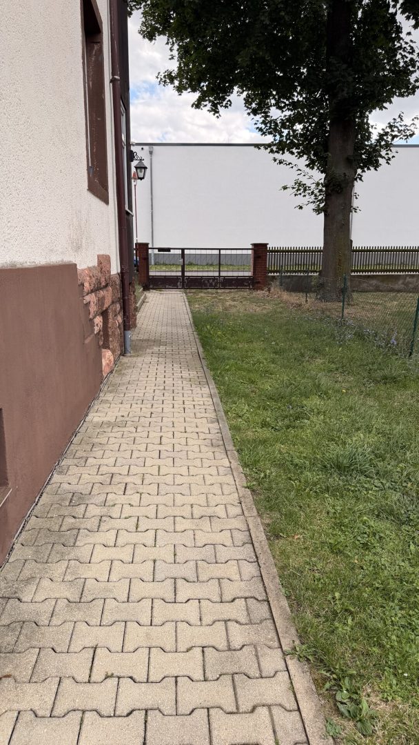 Zuwegung Objekt von Straße